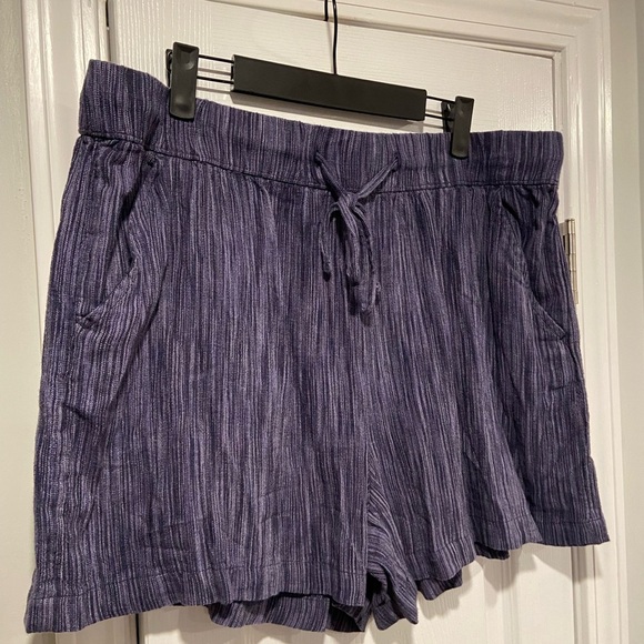 NWOT Time & Tru Size XL Blue Linen Blend Comfy Pull On Drawstring Shorts Pockets - Picture 3 of 12
